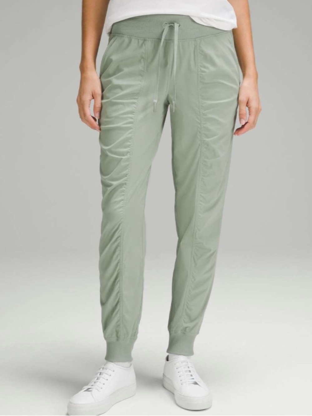 Lululemon Dance Studio Mid-Rise Jogger *Full Length Size 4 in Palm Court